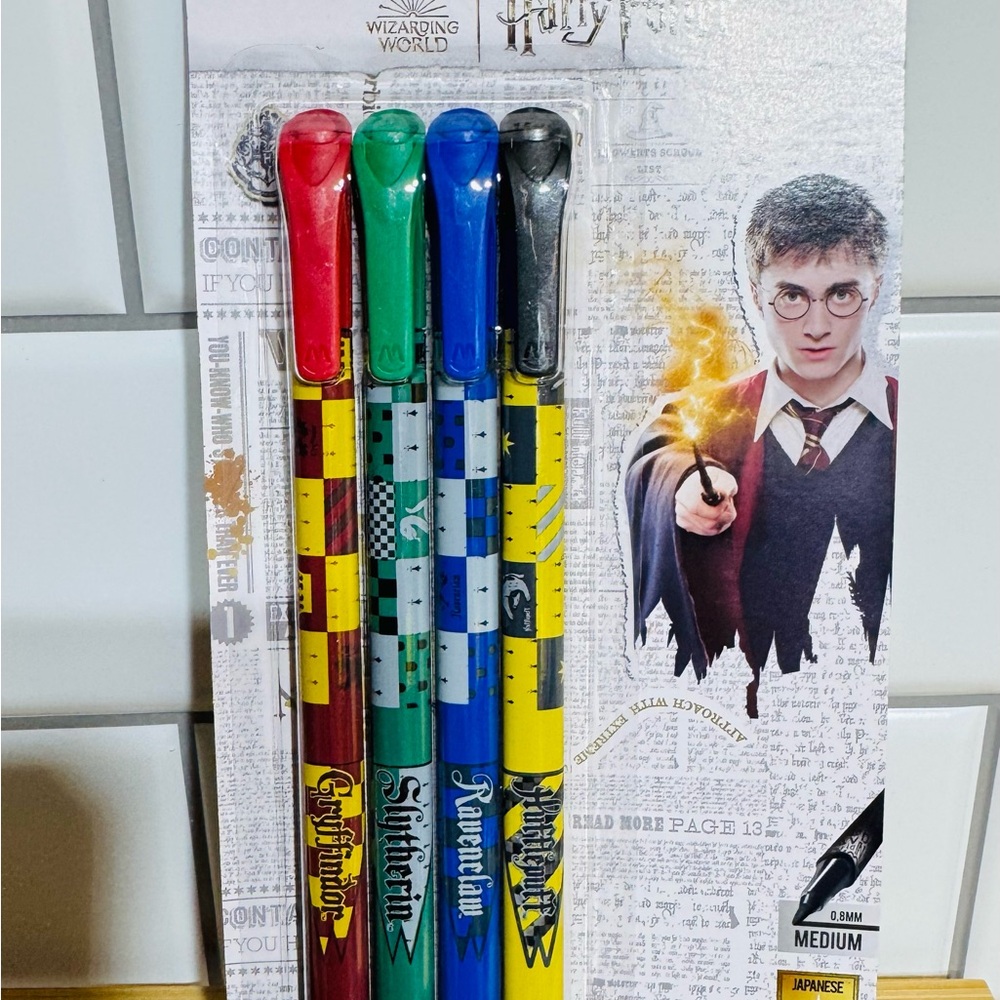Warner Bros. Hogwarts House Gel Pens - Red, Blue, Green, Yellow